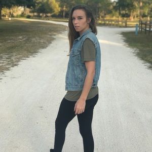 Meet your Posher, Nakita